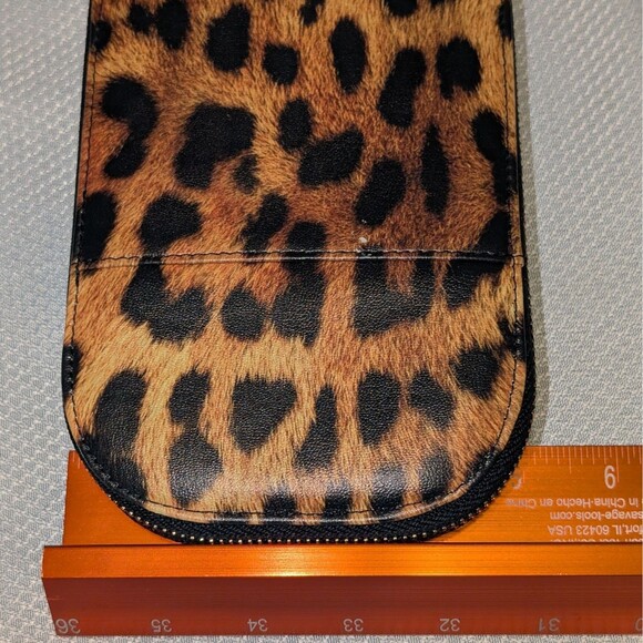 Monarque Leopard Cheetah Print Crossbody Wallet Purse New Imperfections NWOT - Picture 8 of 8